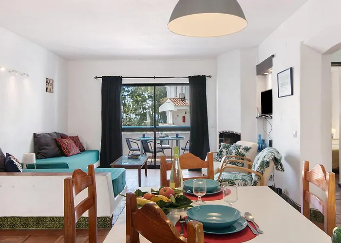 Mar Azul 4 * アルブフェイラ